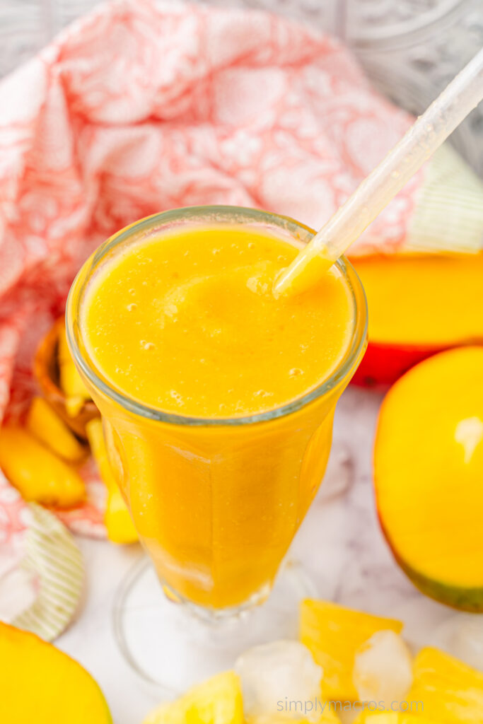 Copycat Jamba Juice Mango a Go Go in a glass, ready to drink. 