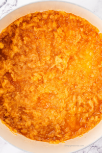 Applesauce cooked and mashed and ready to serve.