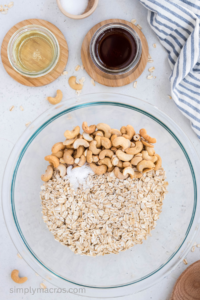 cashews, oats, and salt in a large mixing bowl.
